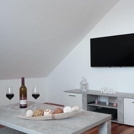 Ferienwohnung Grauschiefer Irsch Esterno foto